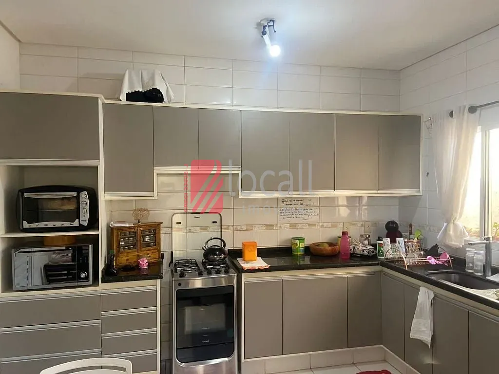 Casa com 4 quartos à venda, 280m² — foto 4 de 15