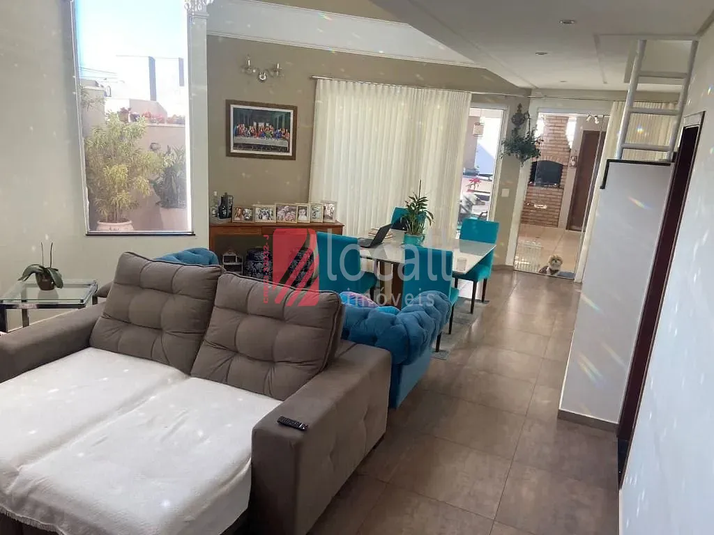Casa com 4 quartos à venda, 280m² — foto 6 de 15