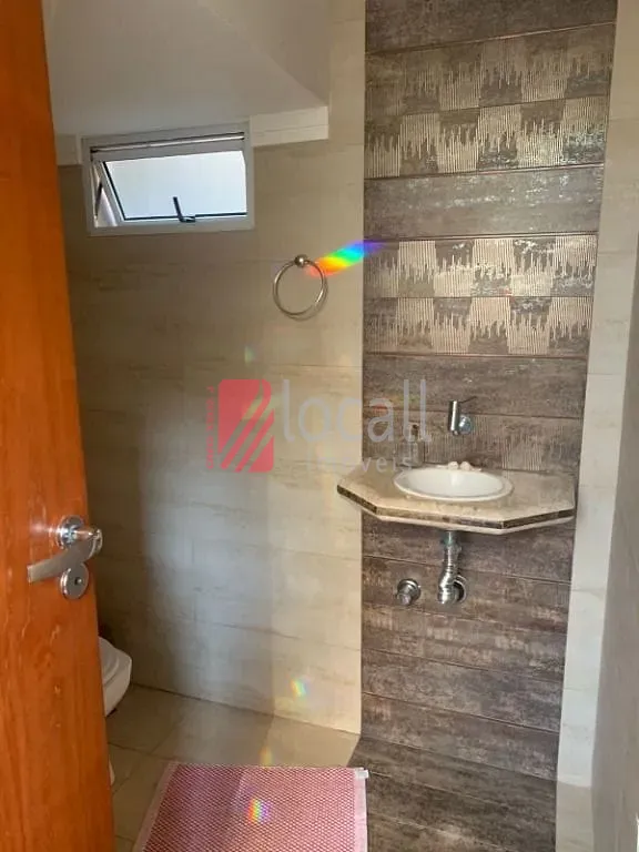 Casa com 4 quartos à venda, 280m² — foto 10 de 15