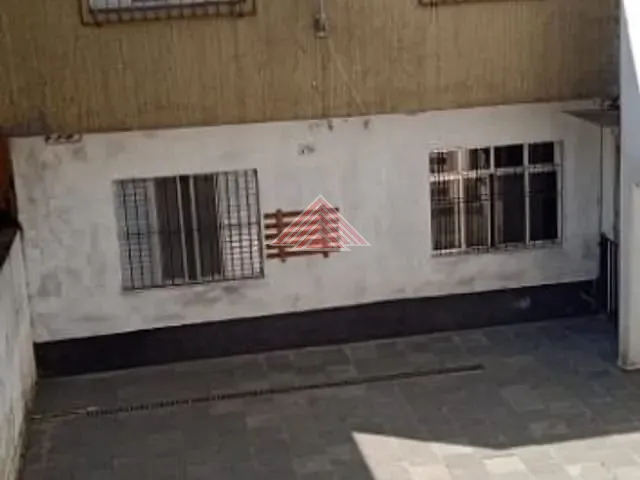 Casa com 250m² 4 quartos e 3 banheiros, à venda, no bairro Jardim Itapeva em Mauá