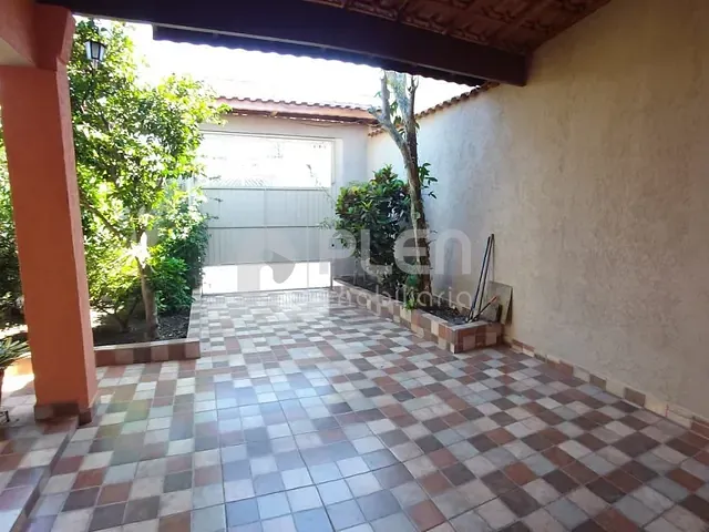 Casa com 284m² 2 quartos e 3 banheiros, à venda, no bairro Parque Edu Chaves em São Paulo