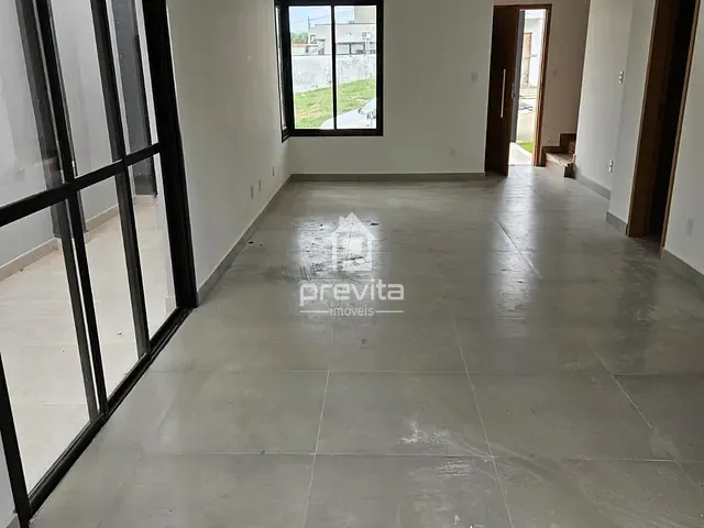 Casa com 150m² 3 quartos e 3 banheiros, à venda, no bairro Morada dos Nobres em Taubaté