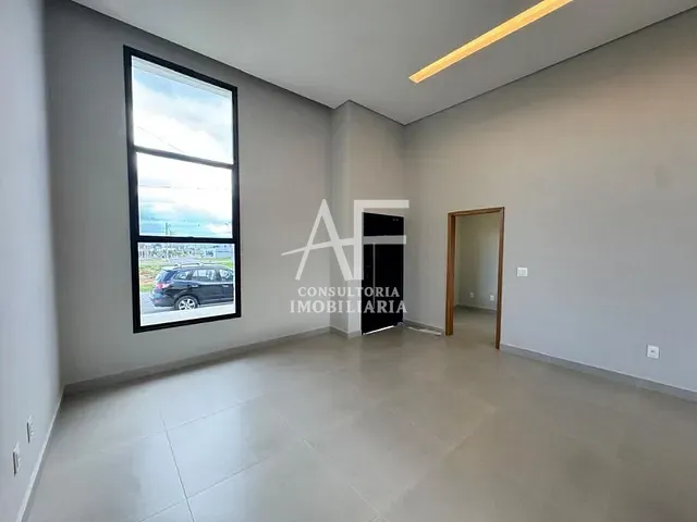 Casa com 253m² 3 quartos e 5 banheiros, à venda, no bairro Guedes em Tremembé