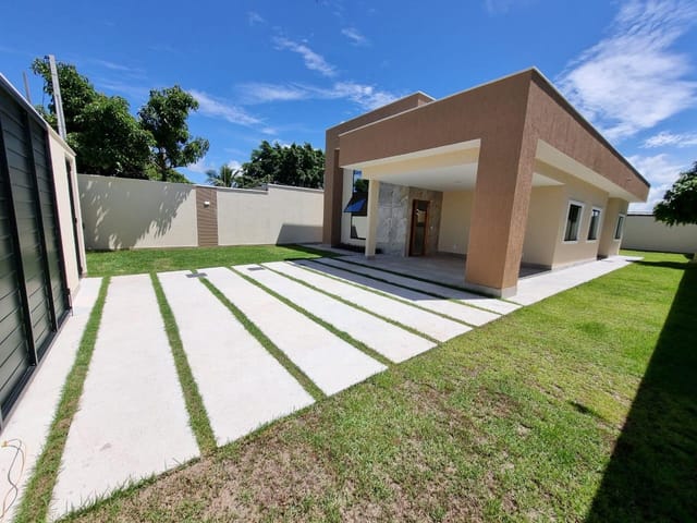 Casa com 440m² 3 quartos e 2 banheiros, à venda, no bairro Jardim Atlântico Leste (Itaipuaçu) em Maricá