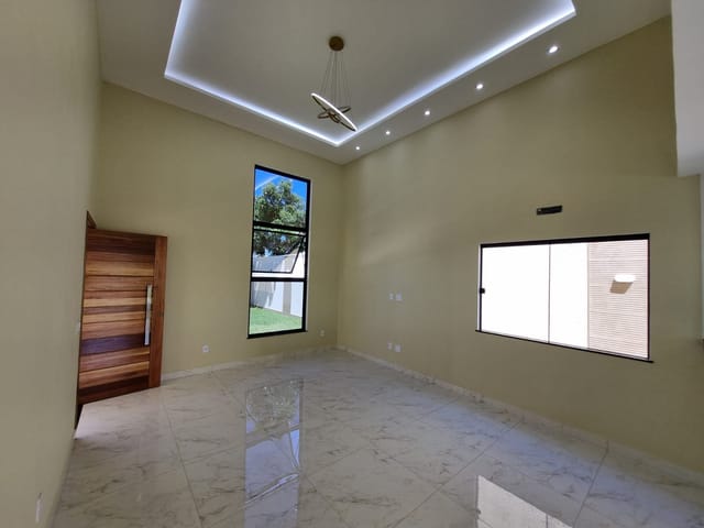 Casa com 440m² 3 quartos e 2 banheiros, à venda, no bairro Jardim Atlântico Leste (Itaipuaçu) em Maricá