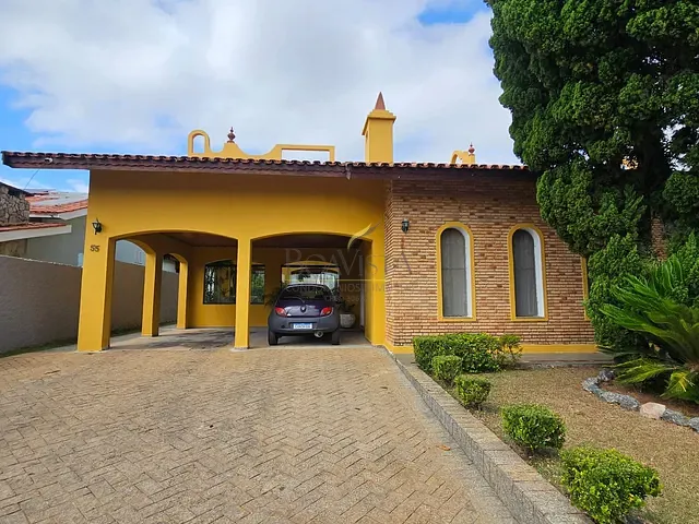 Casa com 980m² 4 quartos e 4 banheiros, à venda, no bairro Vila Giglio em Atibaia