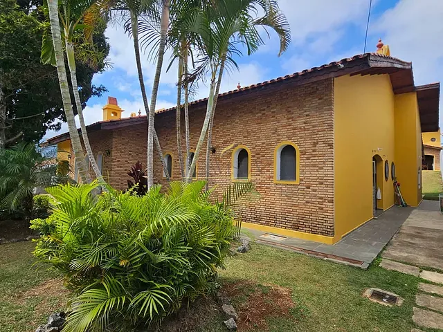 Casa com 980m² 4 quartos e 4 banheiros, à venda, no bairro Vila Giglio em Atibaia