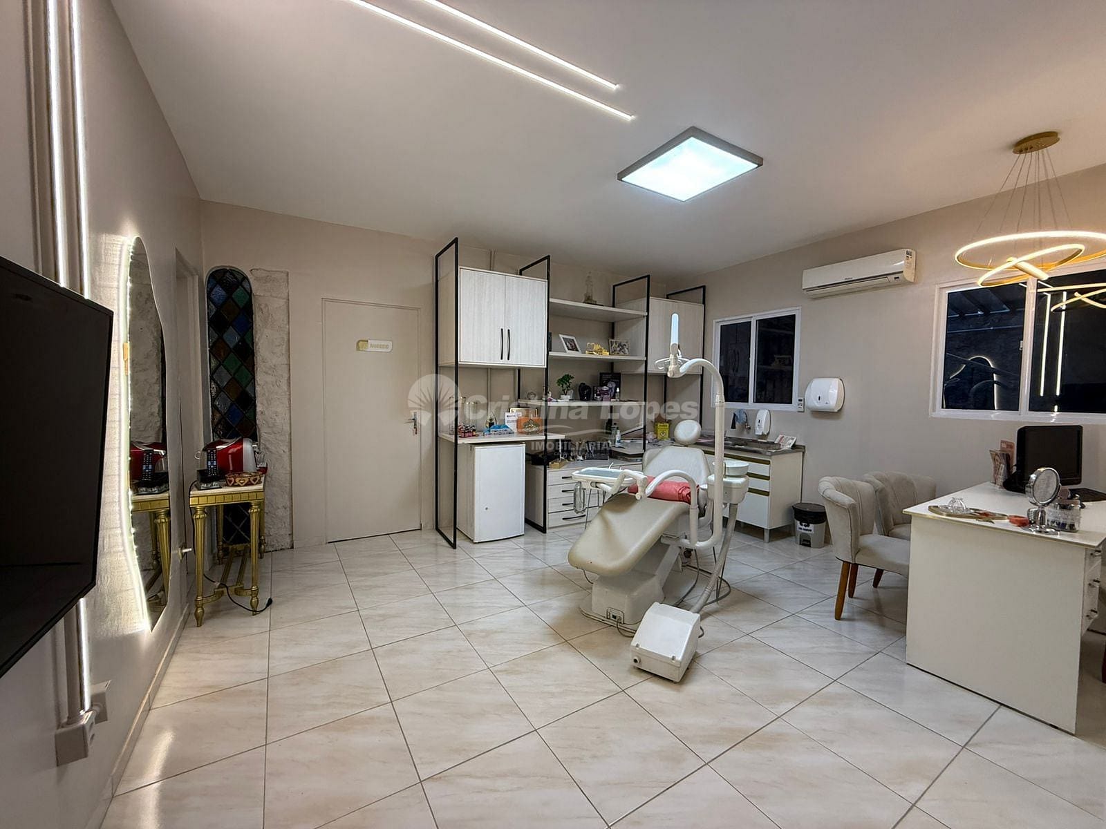 Casa, 9 quartos, 233 m² - Foto 3