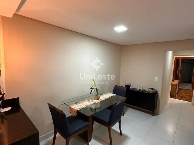 Casa 4 quartos e 3 banheiros, à venda, no bairro Santa Tereza em Belo Horizonte