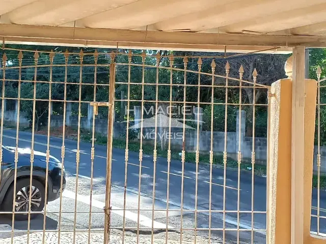 Casa com 251m² 2 quartos e 1 banheiro, à venda, no bairro Vila Proost de Souza em Campinas