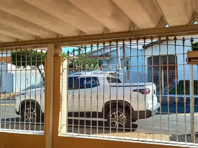 Casa com 251m² 2 quartos e 1 banheiro, à venda, no bairro Vila Proost de Souza em Campinas
