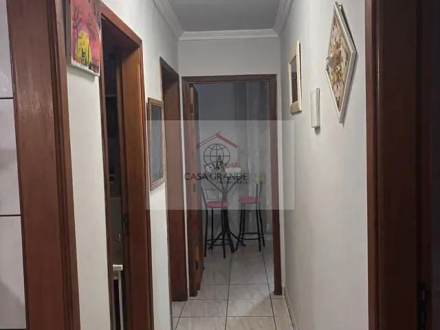 Casa com 250m² 3 quartos e 3 banheiros, à venda, no bairro Jardim Coliseu em Rolândia