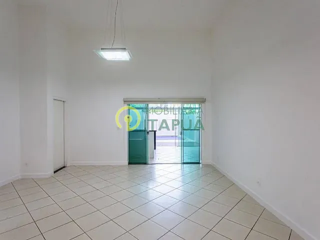 Casa com 415m² 3 quartos e 4 banheiros, à venda, no bairro Terras de Santana em Londrina