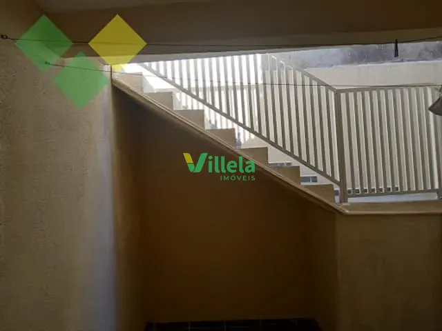 Casa à venda, no bairro Jardim Moraes em Itaquaquecetuba