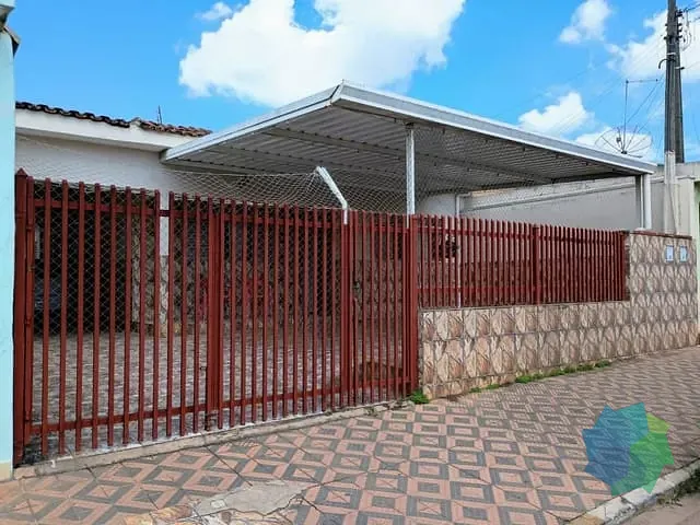 Casa com 250m² 3 quartos e 2 banheiros, à venda, no bairro Jardim das Nações em Salto
