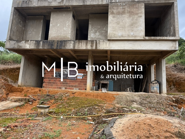 Casa 3 quartos e 4 banheiros, à venda, no bairro Ibraim Mendonça em Cataguases
