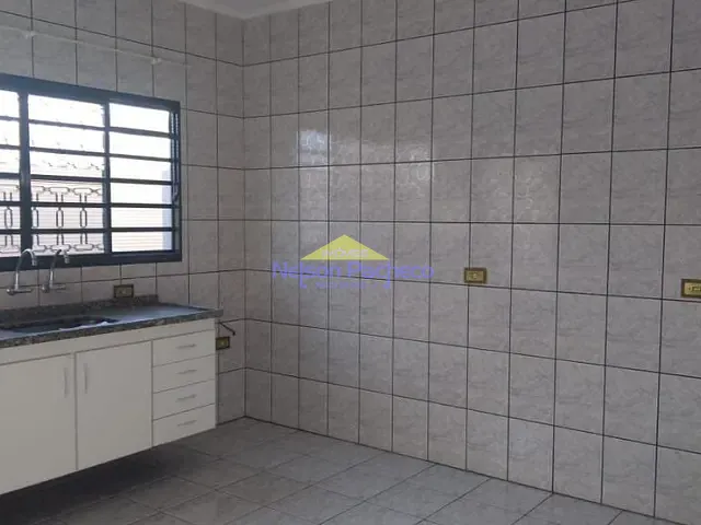 Casa com 0m² 2 quartos e 1 banheiro, para alugar, no bairro Santo Antonio em Capivari