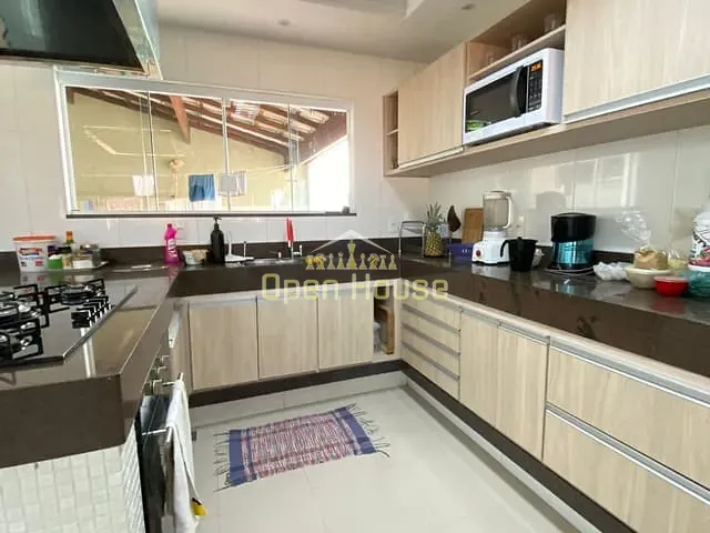 Casa com 1008m² 4 quartos e 3 banheiros, à venda, no bairro Vila Principal em Barra Mansa