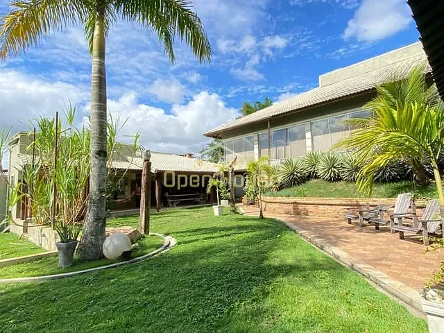 Casa com 1008m² 4 quartos e 3 banheiros, à venda, no bairro Vila Principal em Barra Mansa