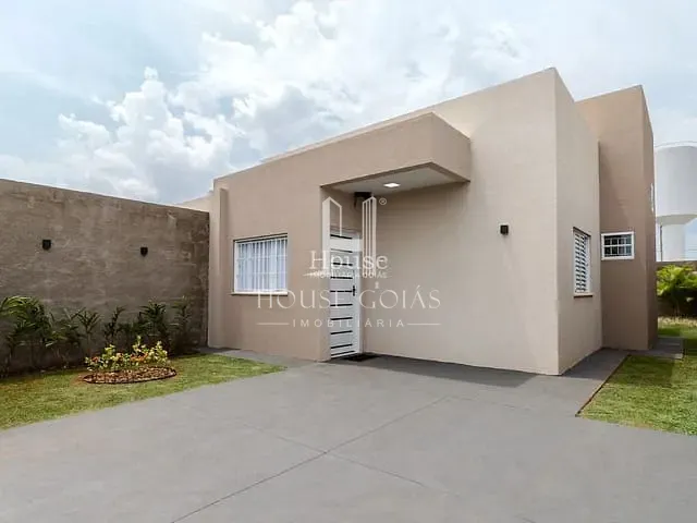 Casa com 150m² 2 quartos e 2 banheiros, à venda, no bairro Residencial Pomar em Goianira