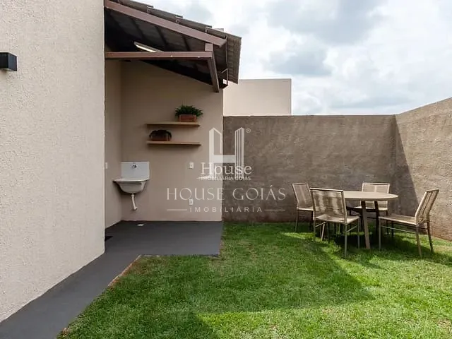 Casa com 150m² 2 quartos e 2 banheiros, à venda, no bairro Residencial Pomar em Goianira