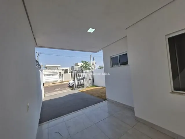 Casa 3 quartos e 2 banheiros, à venda, no bairro Loteamento Residencial San Martini em Sinop