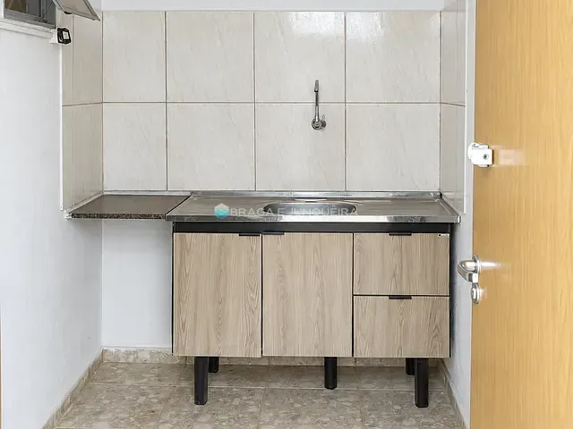 Casa com 200m² 2 quartos e 2 banheiros, à venda, no bairro Parque das Aroeiras em São José do Rio Preto