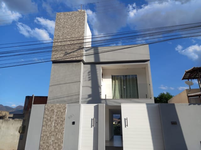 Casa com 500m² 3 quartos e 3 banheiros, à venda, no bairro cristo rei em São Fidélis