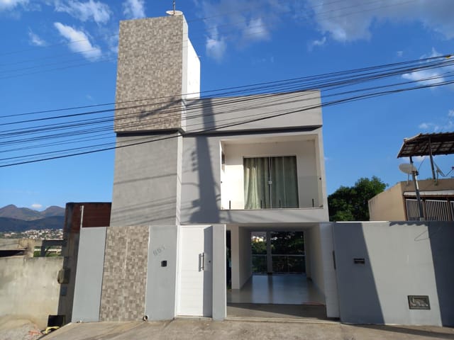 Casa com 500m² 3 quartos e 3 banheiros, à venda, no bairro cristo rei em São Fidélis