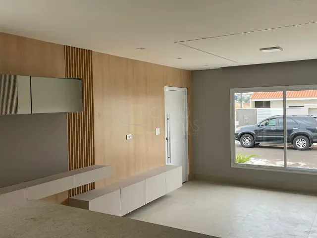 Casa com 176m² 3 quartos e 3 banheiros, à venda, no bairro Jardim Portal do Lago em Apucarana