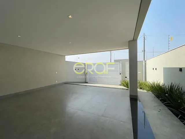 Casa com 280m² 3 quartos e 3 banheiros, à venda, no bairro Parque Lago em Formosa