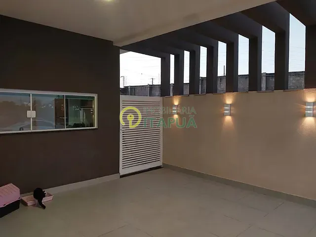 Casa com 259m² 3 quartos e 3 banheiros, à venda, no bairro Conjunto Habitacional Alexandre Urbanas em Londrina