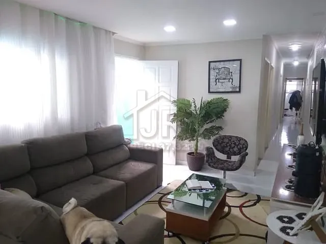 Casa com 125m² 3 quartos e 1 banheiro, à venda, no bairro Jardim Zaira em Mauá