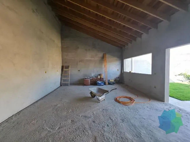 Casa com 188m² 1 quarto e 1 banheiro, à venda, no bairro Jardim Celani em Salto