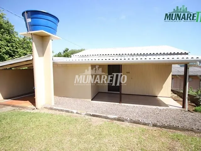 Casa com 70m² 2 quartos e 1 banheiro, à venda, no bairro Nações em Concórdia