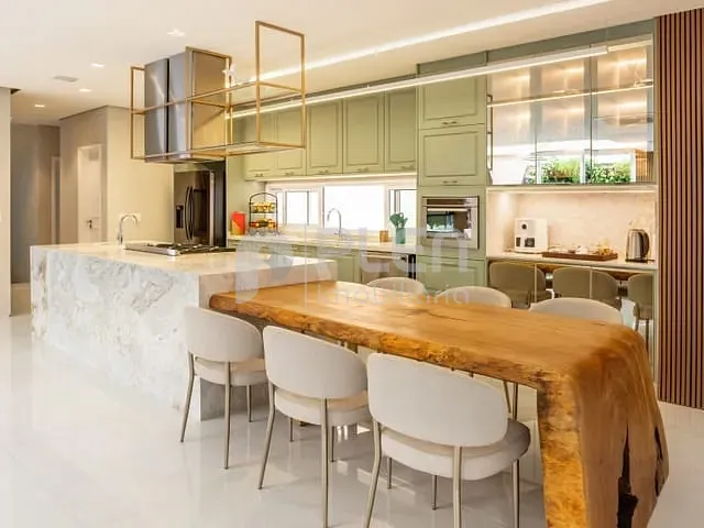 Casa com 400m² 5 quartos e 7 banheiros, à venda, no bairro Tremembé em São Paulo
