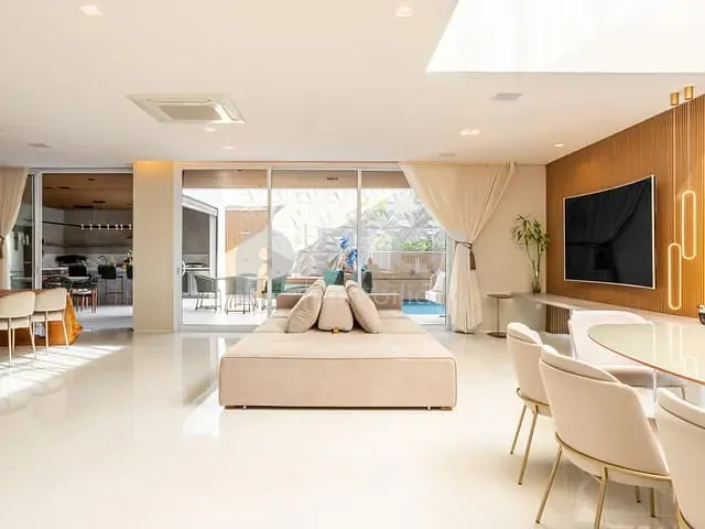 Casa com 400m² 5 quartos e 7 banheiros, à venda, no bairro Tremembé em São Paulo
