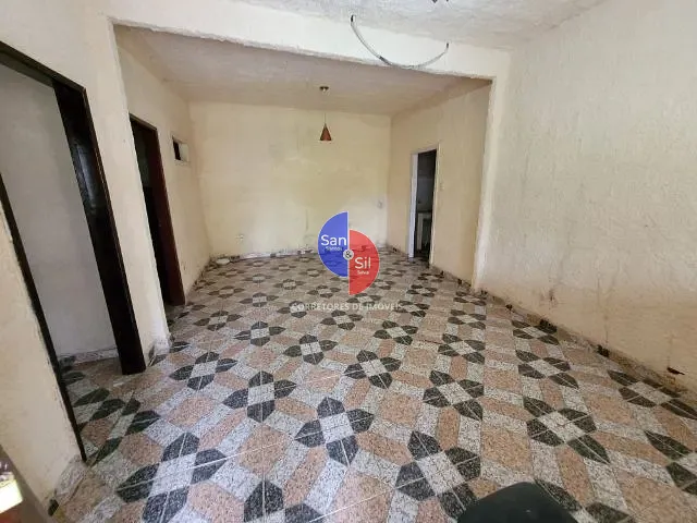 Casa com 360m² 2 quartos e 2 banheiros, à venda, no bairro Ipiranga (Praia de Mauá) em Magé