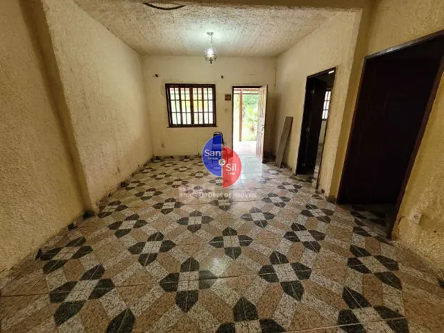 Casa com 360m² 2 quartos e 2 banheiros, à venda, no bairro Ipiranga (Praia de Mauá) em Magé