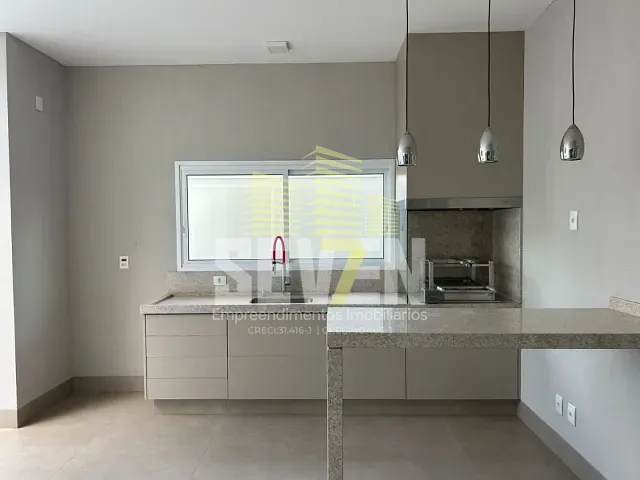 Casa com 314m² 3 quartos e 4 banheiros, à venda, no bairro Residencial Villaggio em Bauru