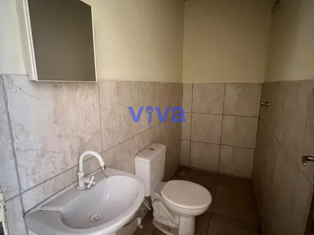 Casa 2 quartos e 1 banheiro, para alugar, no bairro Cidade Satélite São Luiz em Aparecida de Goiânia