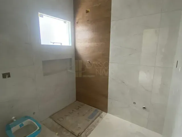 Casa com 577m² 3 quartos e 3 banheiros, à venda, no bairro Vila Monte Castelo em Apucarana