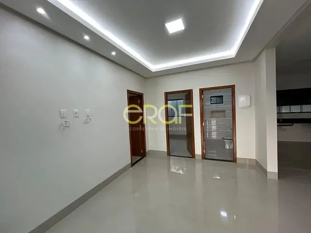Casa com 352m² 2 quartos e 2 banheiros, à venda, no bairro Parque Lago em Formosa