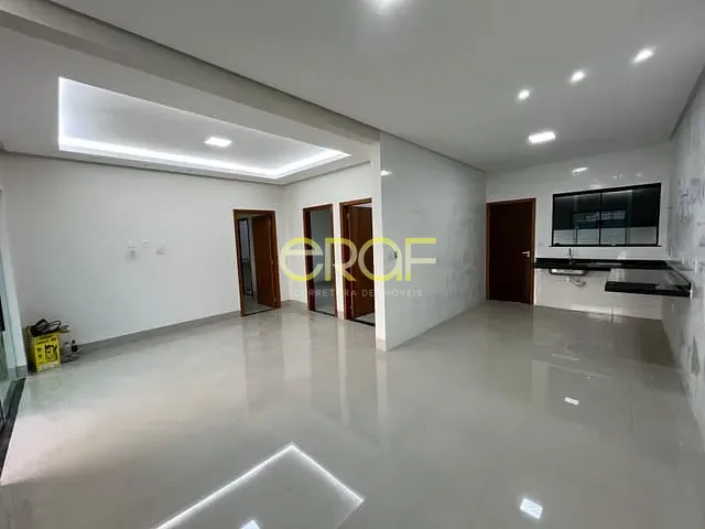 Casa com 352m² 2 quartos e 2 banheiros, à venda, no bairro Parque Lago em Formosa