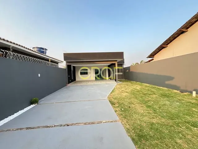 Casa com 352m² 2 quartos e 2 banheiros, à venda, no bairro Parque Lago em Formosa