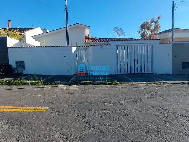 Casa com 260m² 2 quartos e 3 banheiros, à venda, no bairro Parque das Orquídeas em Guaxupé