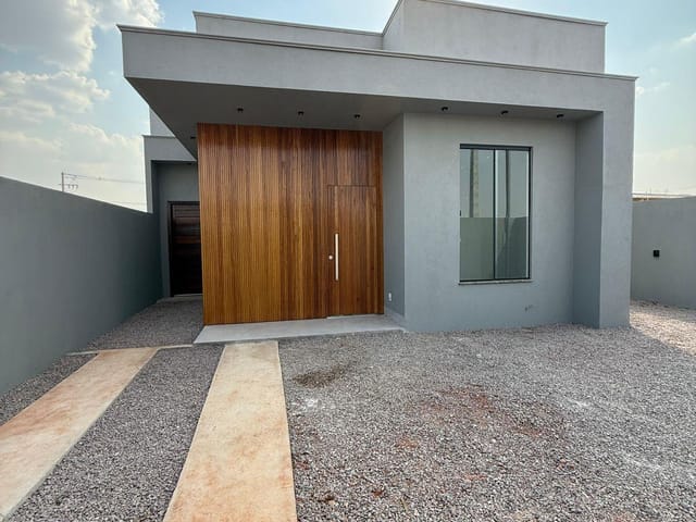 Casa com 240m² 3 quartos e 1 banheiro, à venda, no bairro Residencial Villa Verde em Sinop