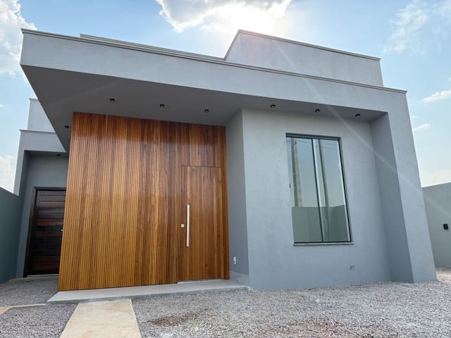 Casa com 240m² 3 quartos e 1 banheiro, à venda, no bairro Residencial Villa Verde em Sinop