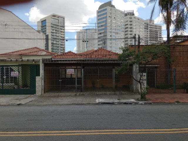 Casa com 298m² 5 quartos e 4 banheiros, à venda ou para alugar, no bairro Barra Funda em São Paulo