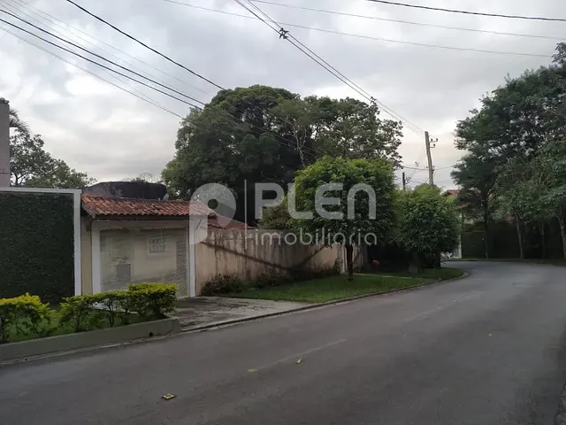 Casa com 400m² 4 quartos e 4 banheiros, à venda, no bairro Caraguatá em Mairiporã